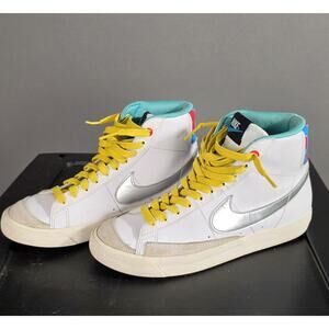Nike Blazer Mid White Silver Floral Heel Yellow Laces Sneakers Mens